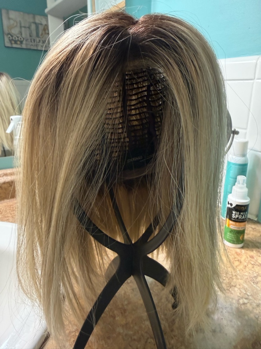 Jon Renau Haute bob wig - Picture 2 of 8